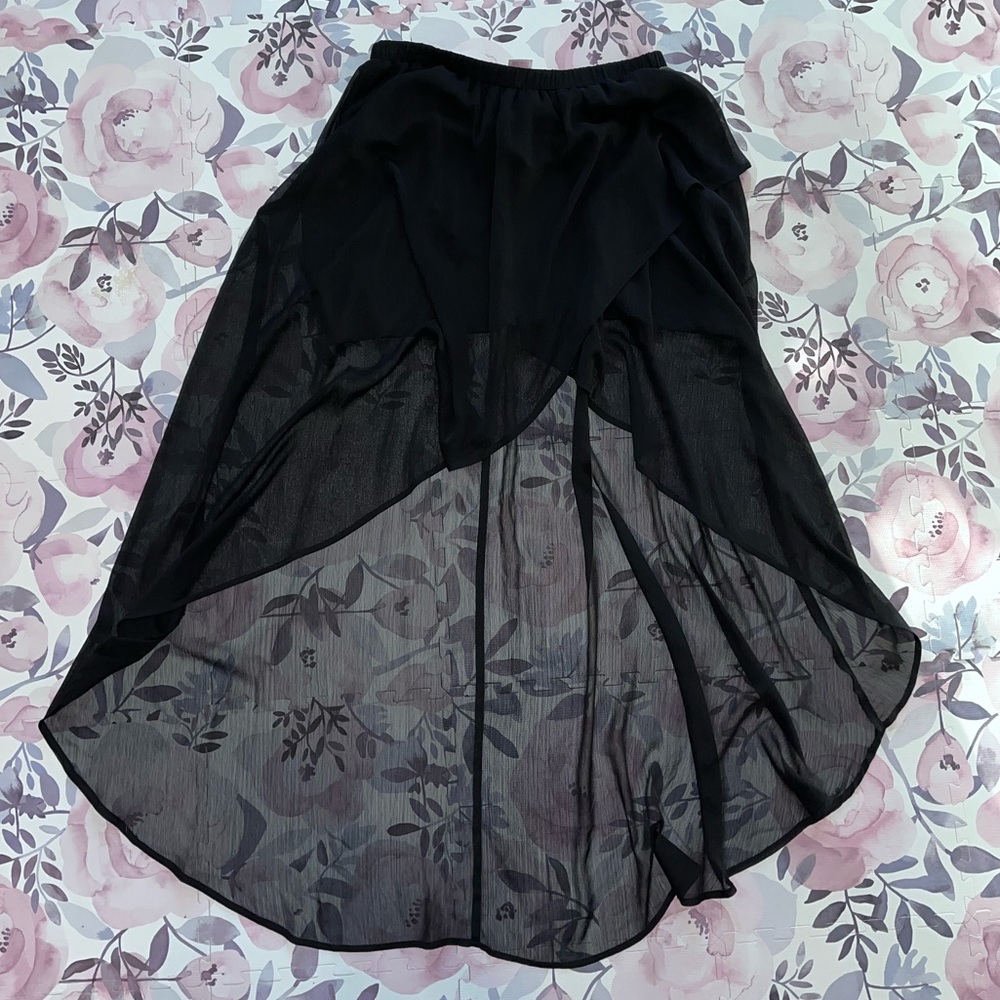 High low black skirt